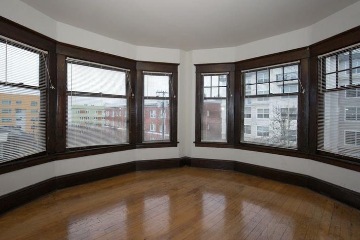 Star Apartments Image 5