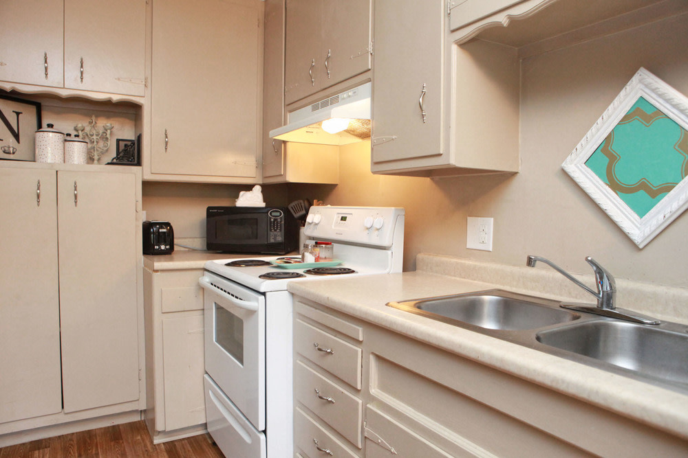 The Trenton Terrace Apartments Image 2