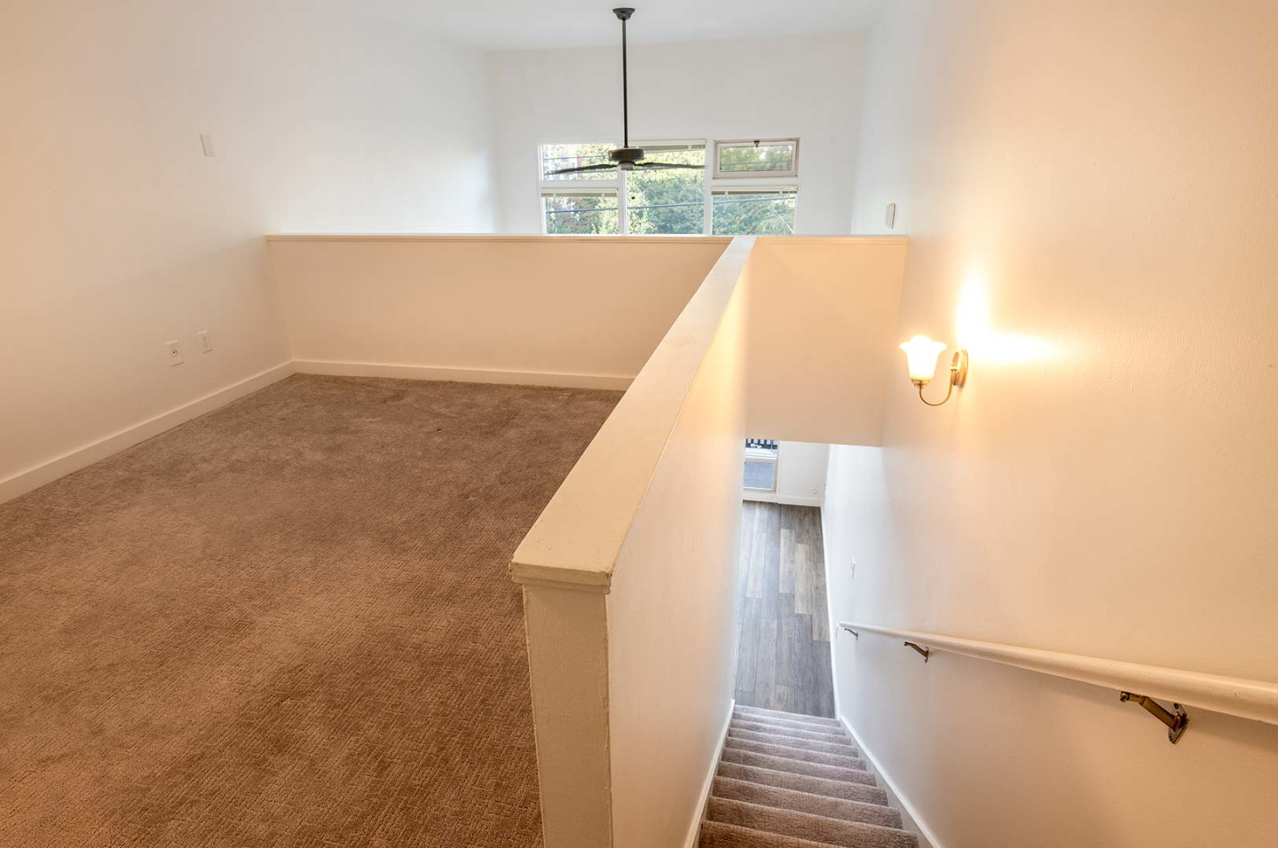 Summit Chalet Apartments Image 11