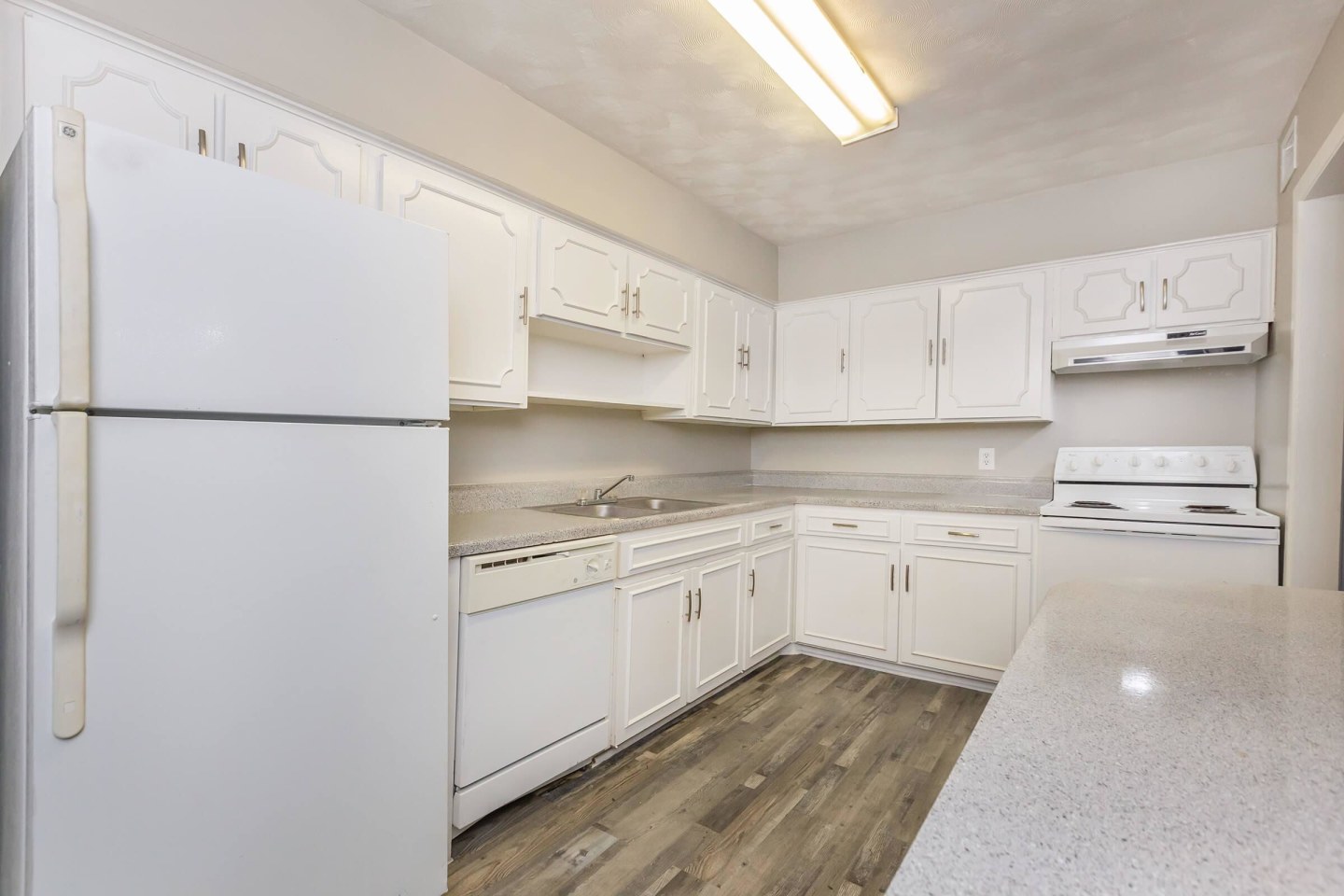 Brigadoon Apartments Image 4