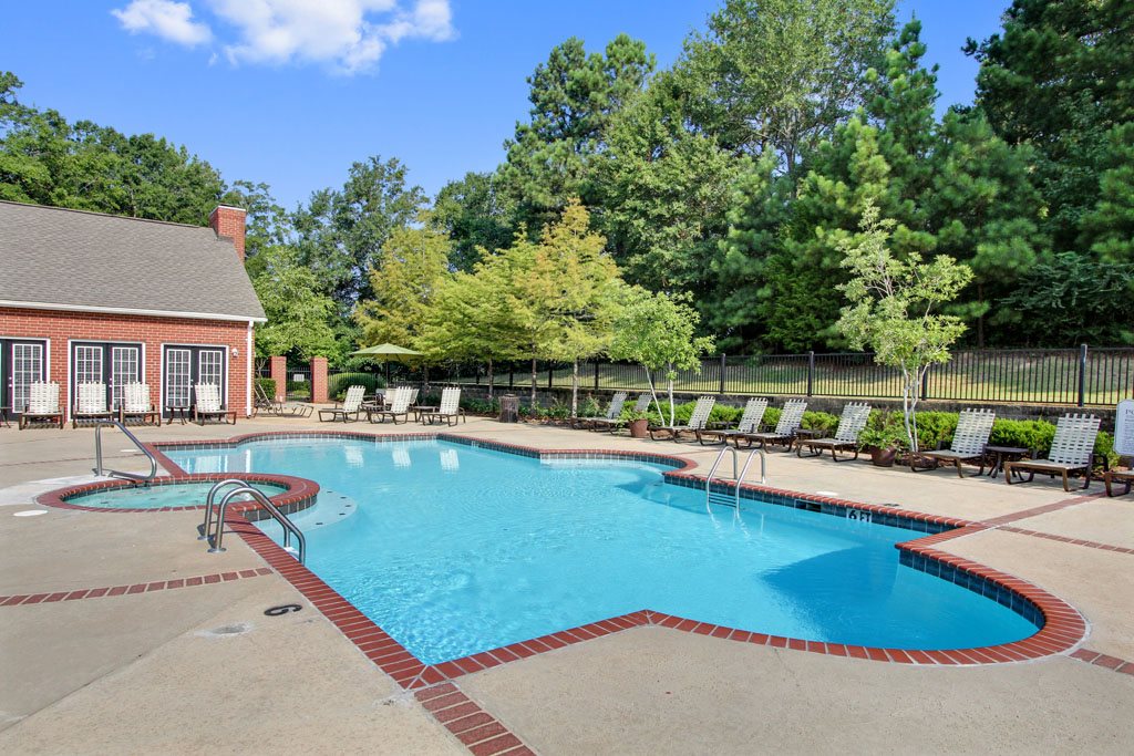 Apartments and Houses for Rent Near Me in Clinton
