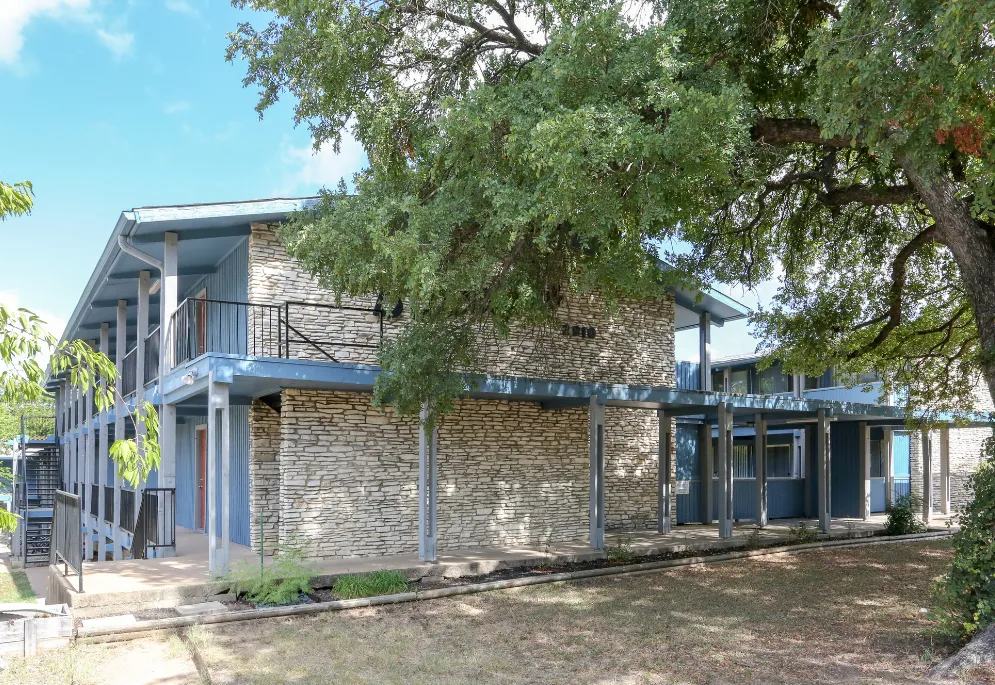 Blackstone Image 6
