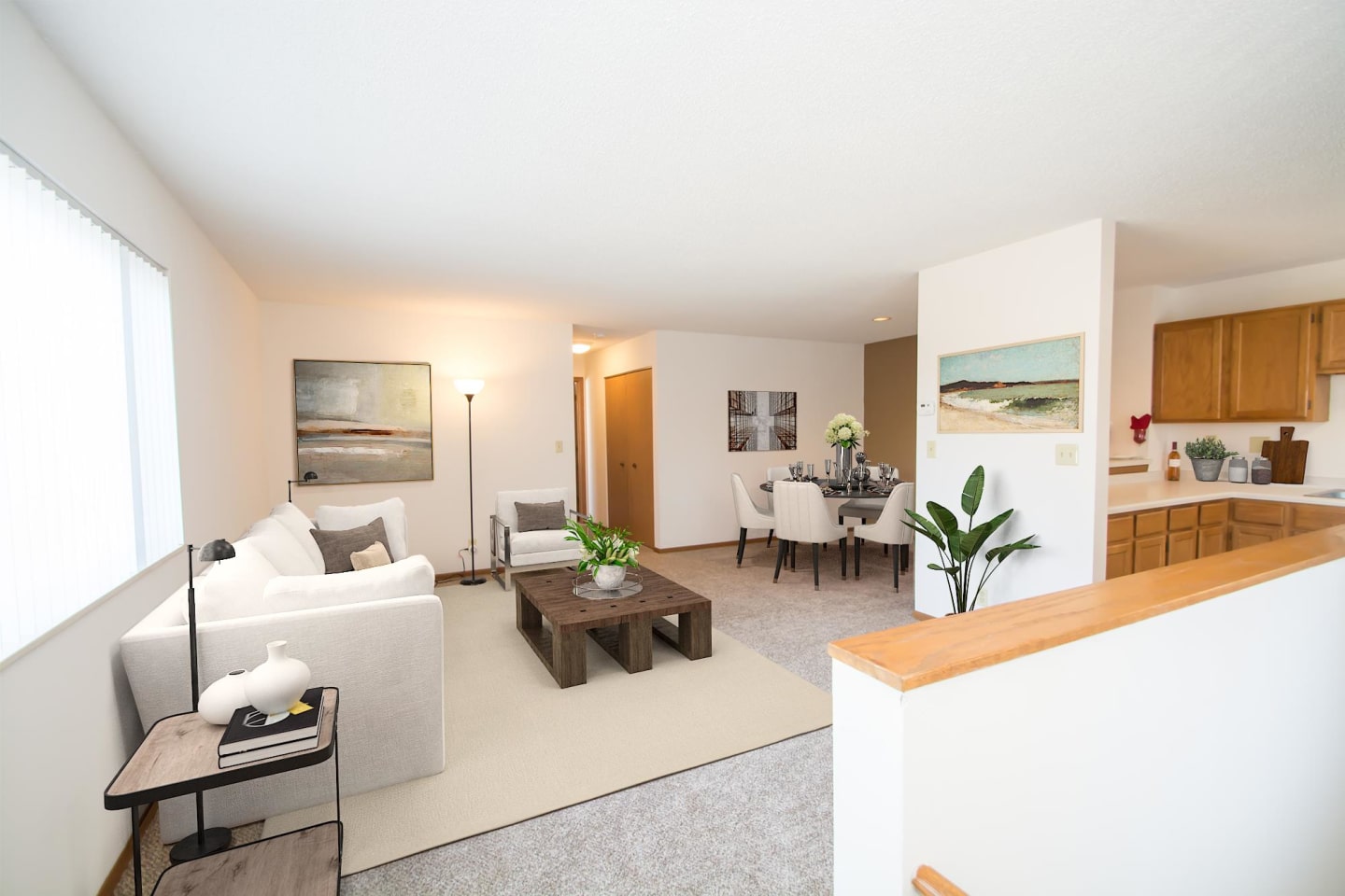 Lexington Apartments & Townhomes Image 2