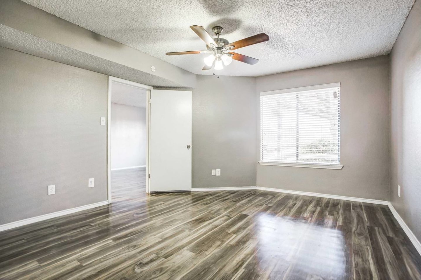 Woodside Lane Apartments Image 8