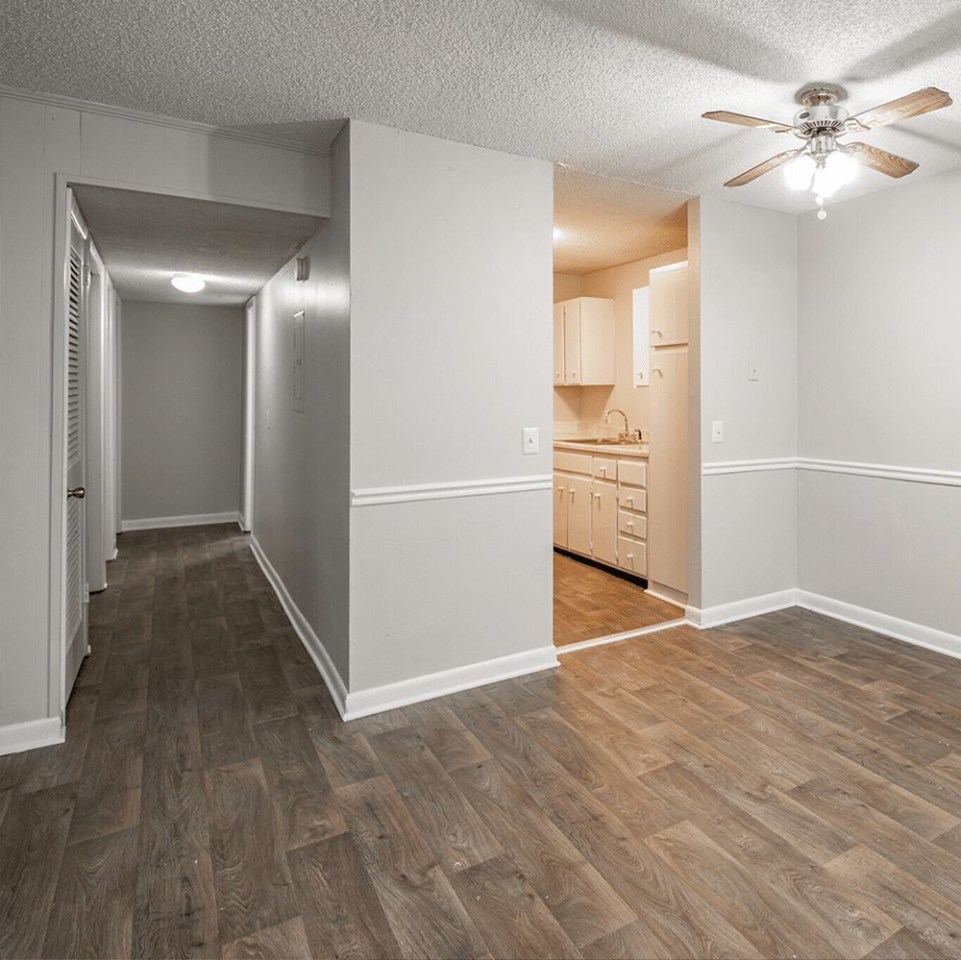Amalie Meadows Apartment Homes Image 2