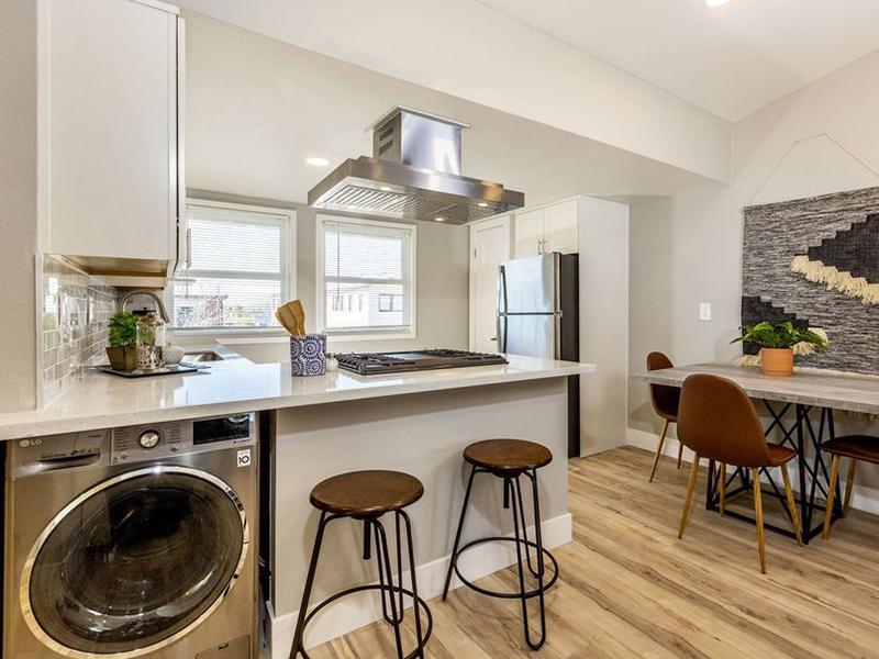 The Parc at 1300 Apartments Image 3