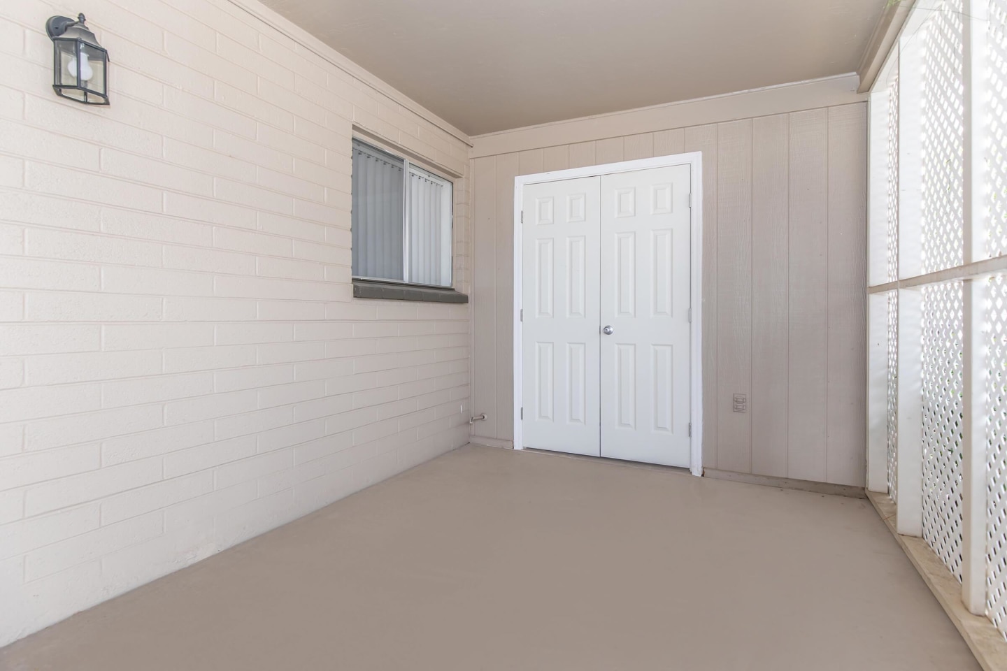 Albany Apartments Image 3