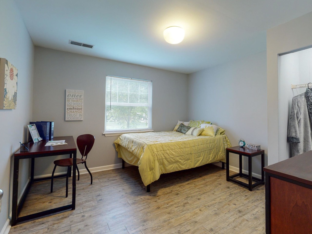 Yugo Lexington Campus Court Image 18