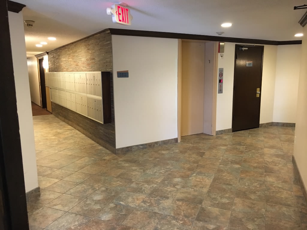 Chateau Montreal Image 32