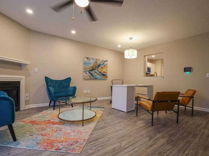 Fairfield Lakes Townhouses Image 13