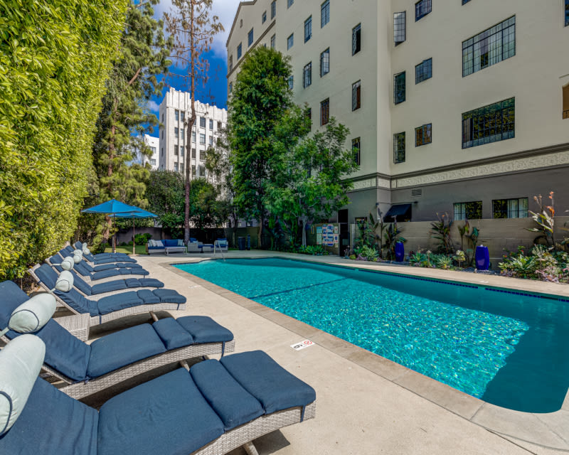 Hermoyne Apartments Image 3