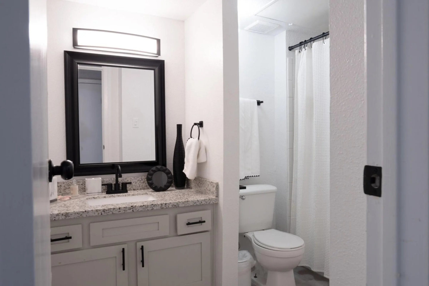 Skylar Pointe Image 22