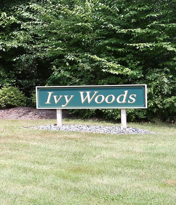 Ivy Woods Image 9
