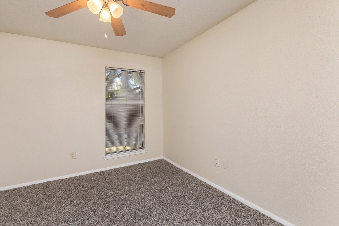 Stone Hollow Apartments Image 5