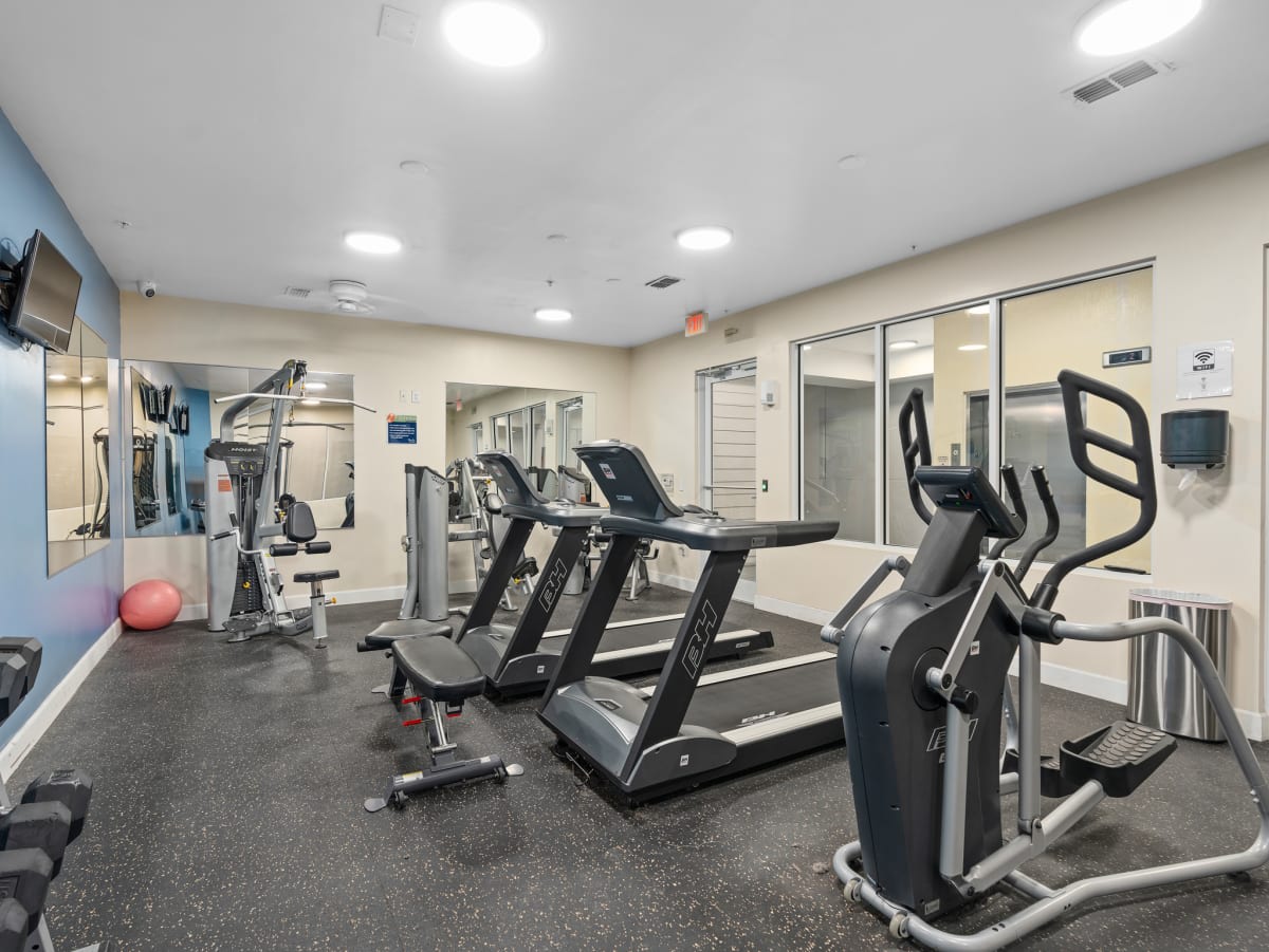 Lake Lofts at Deerwood Image 36