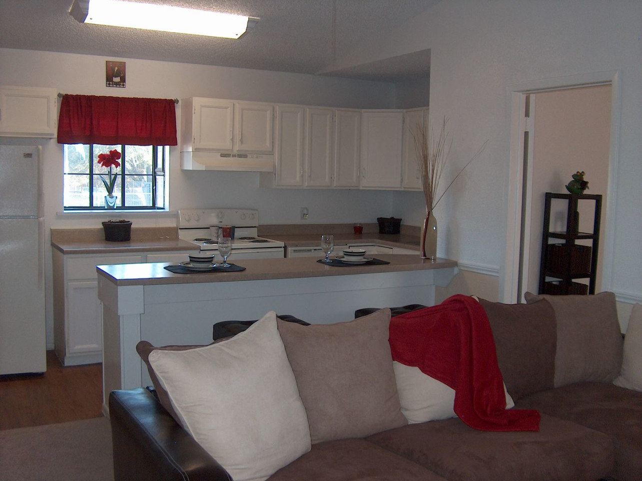Buttercup Creek Apartments Image 1