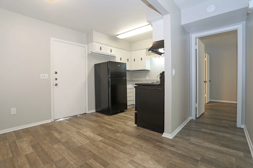 Northeast Hills Apartments Image 3