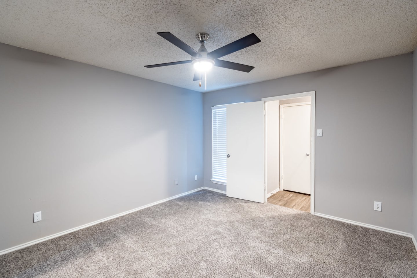 La Prada Place Apartments Image 82