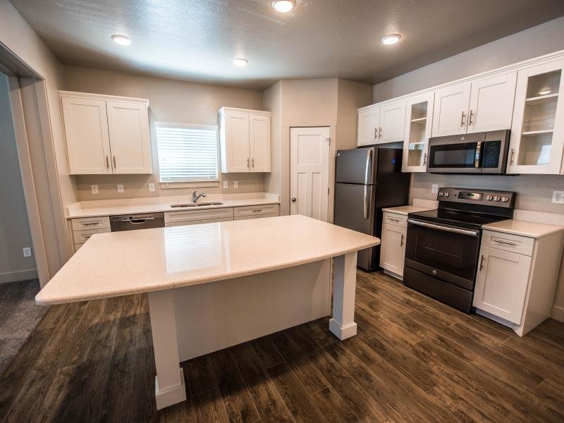 Greyhawk Townhomes Image 5