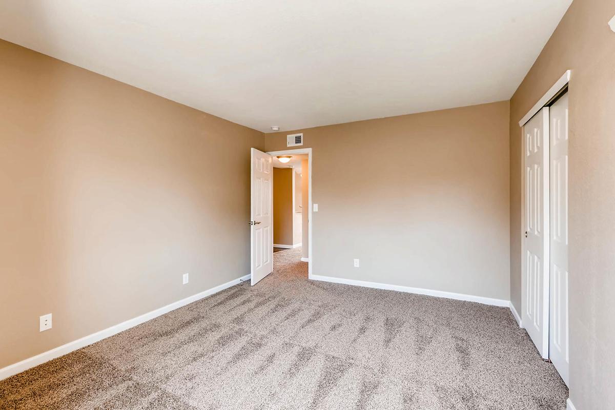 The Girard at Cherry Hills Image 20