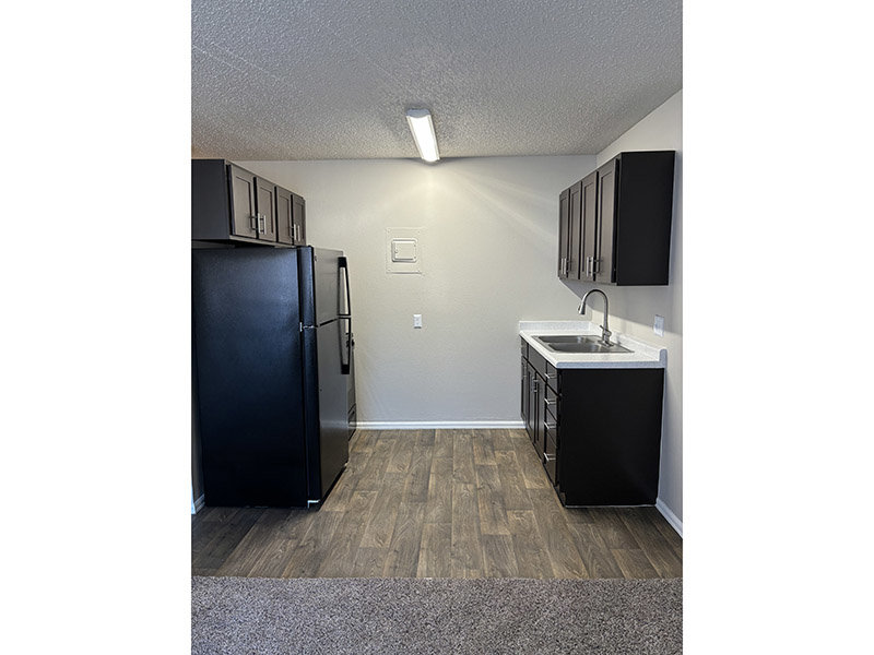 Airlan Arms Apartments Image 3