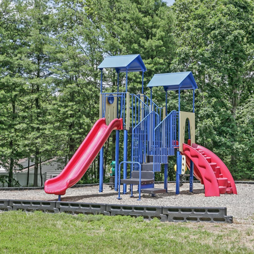 Burnam Woods Apartments Image 41
