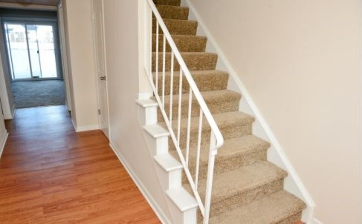 Castleton Manor Image 5