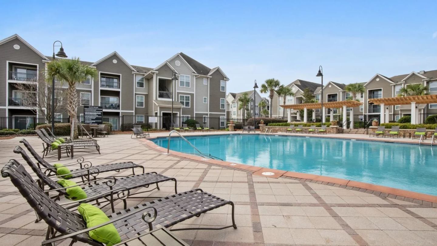 The Carlyle at Godley Station Apartment Homes Image 23
