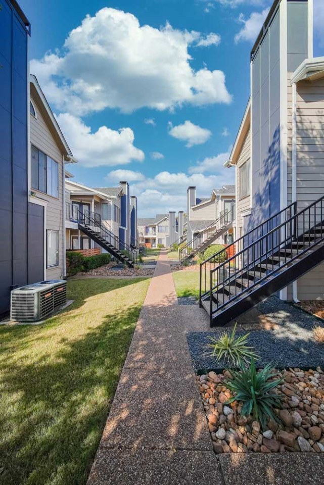 Woodside Lane Apartments Image 43