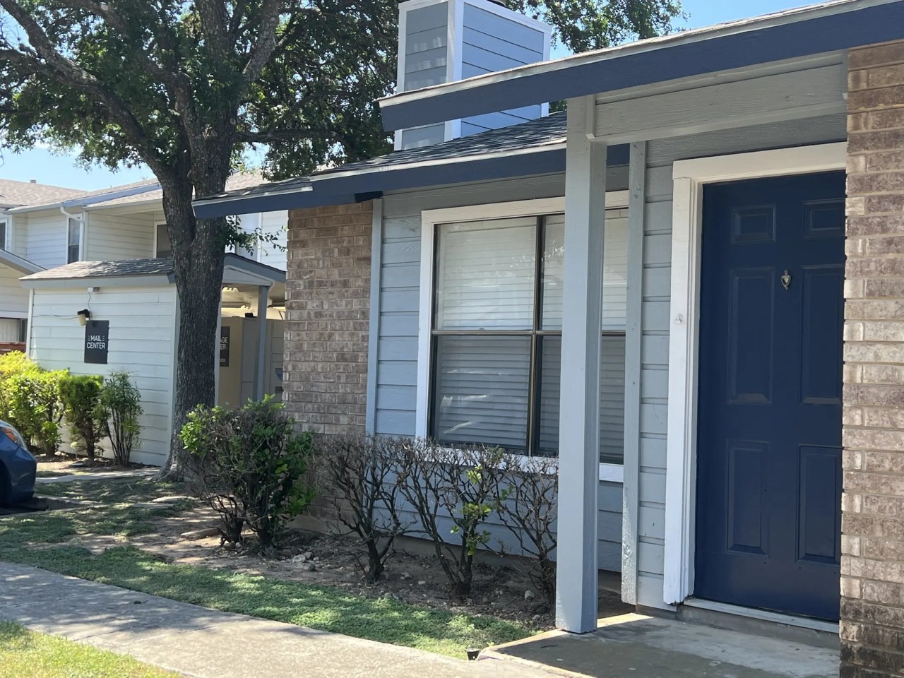 The Camaron Townhomes & Flats Image 37