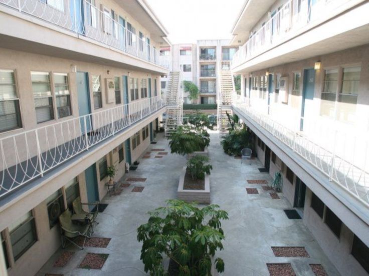 Hilltop Terrace Image 14