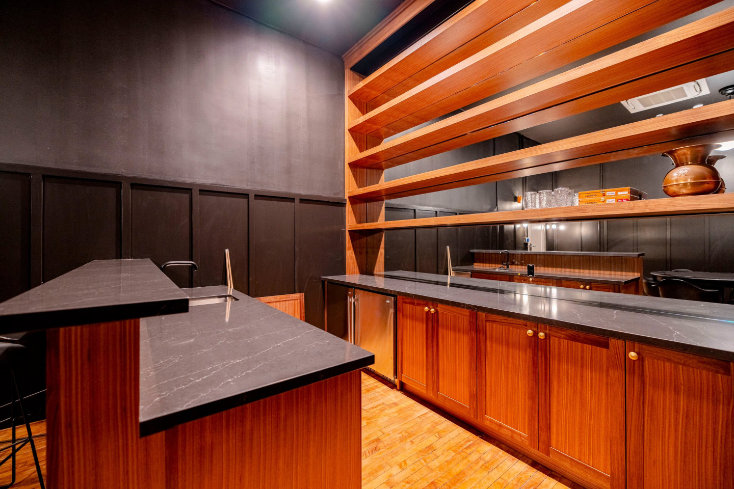 The Residences at Park 39 Image 11