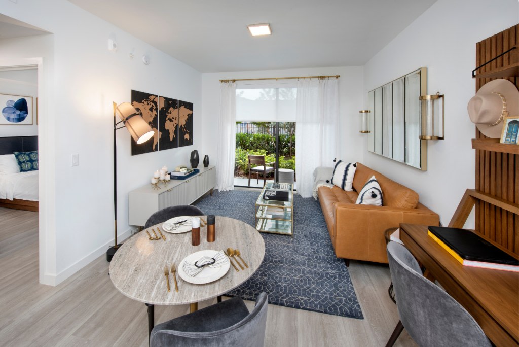 Riverland Apartments Image 13