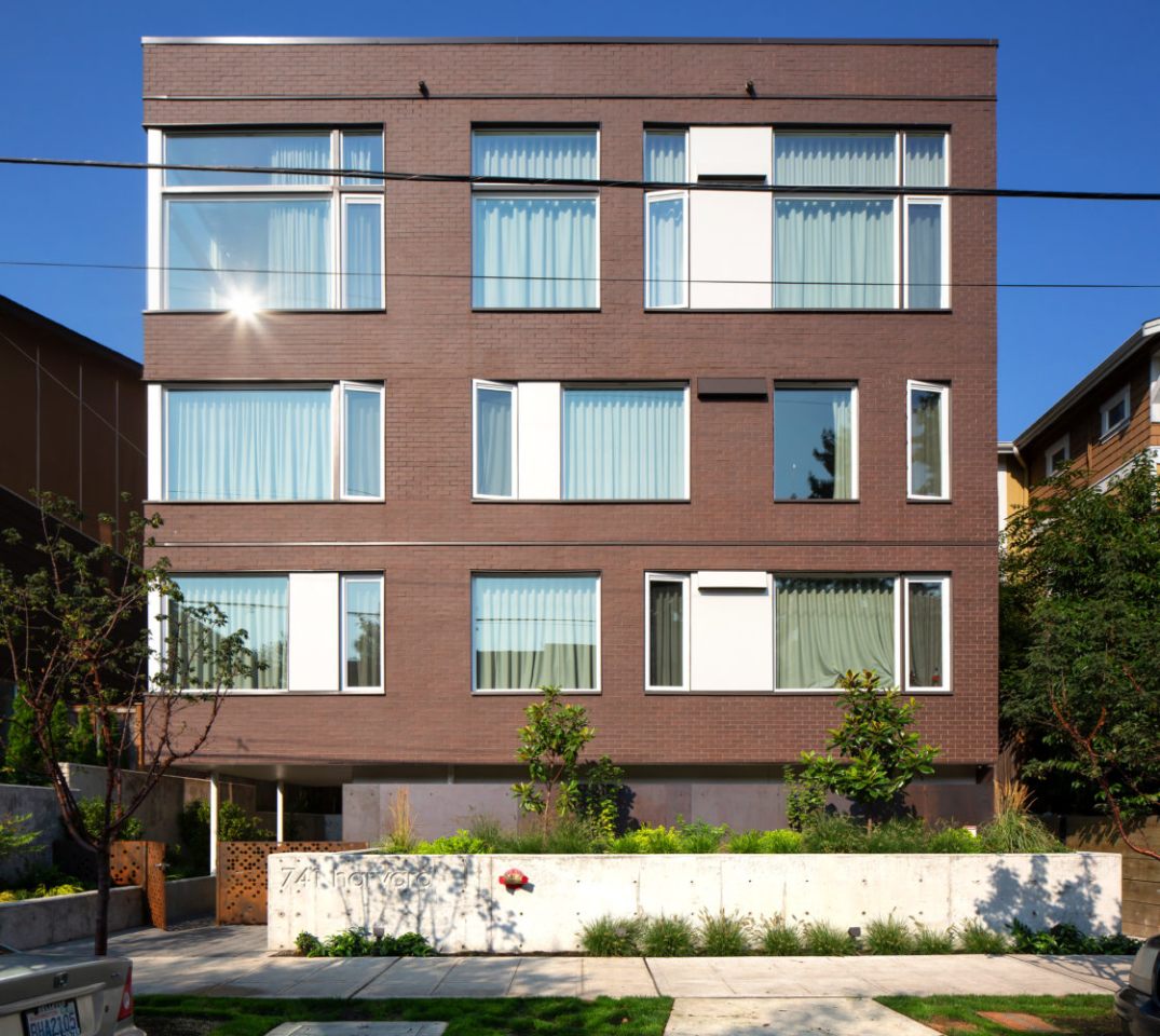 741 Harvard Image 2
