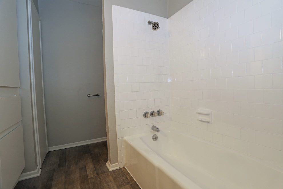 Northeast Hills Apartments Image 13