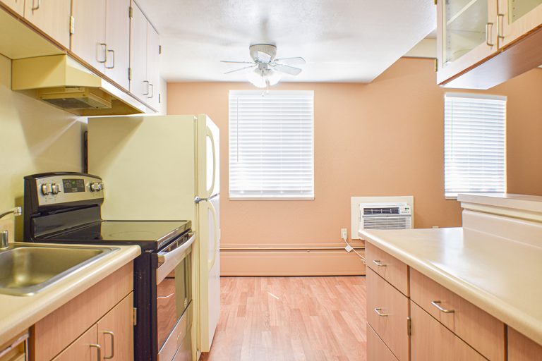 Whitewater Park Apartments Image 2