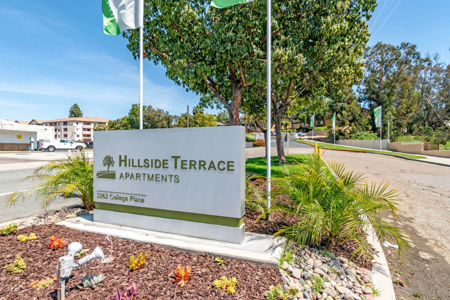 Hillside Terrace Image 18