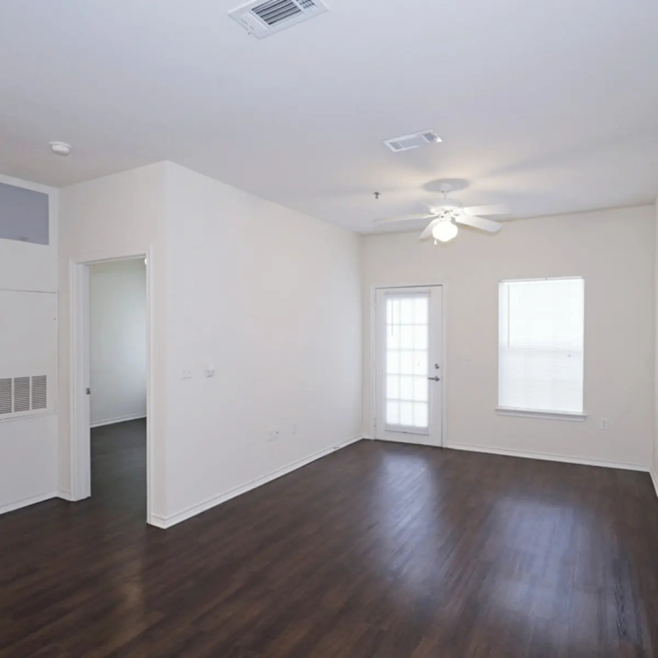 Oak Timbers Senior Housing Image 9