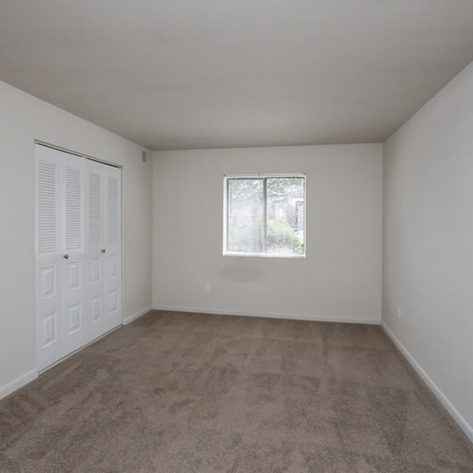 Burnam Woods Apartments Image 16