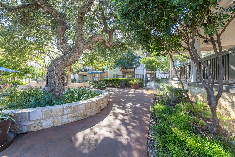 Rocking Horse Ranch Image 30