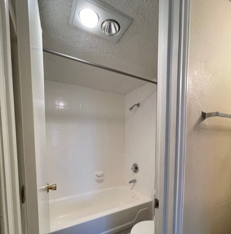 Kelly Apartments Image 13
