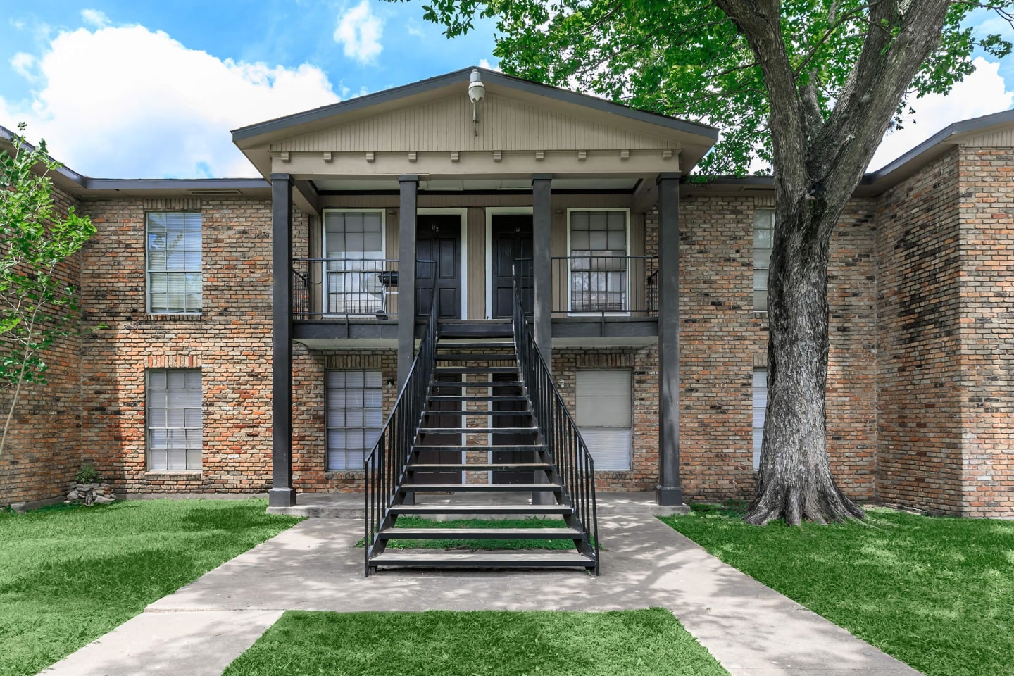 Broadway Park Apartments Image 18