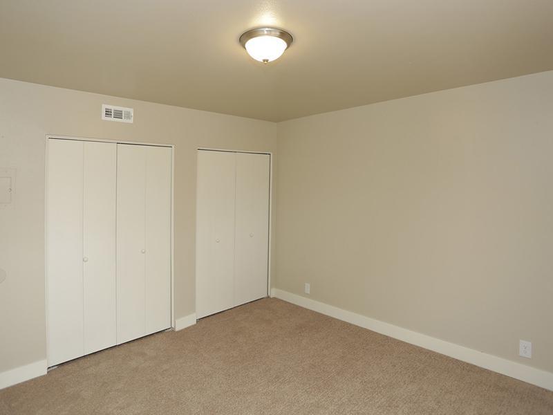Commons on 2nd Apartments Image 9