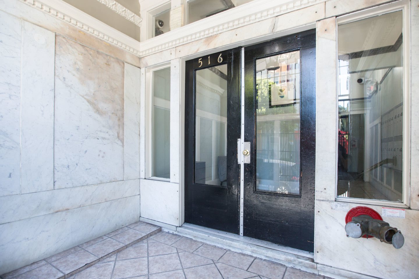 516 ELLIS Image 3
