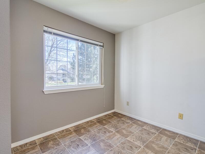 Spring Creek Apartments Image 3