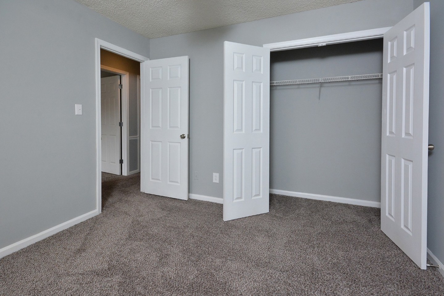 Lindsey Manor Apartments Image 35