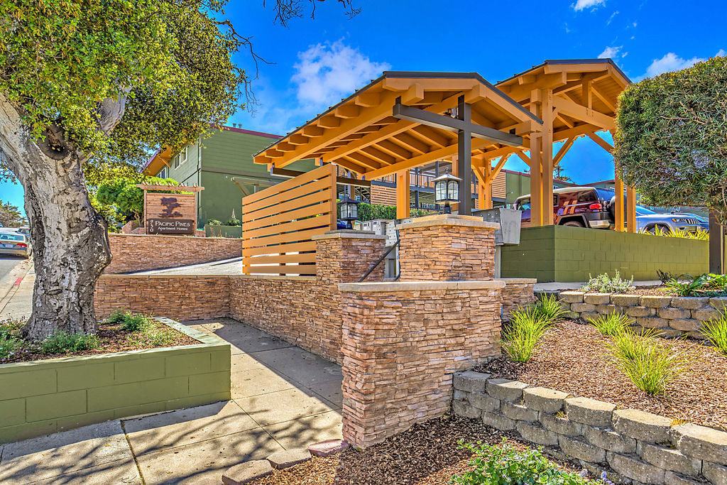 Pacific Pines Image 8