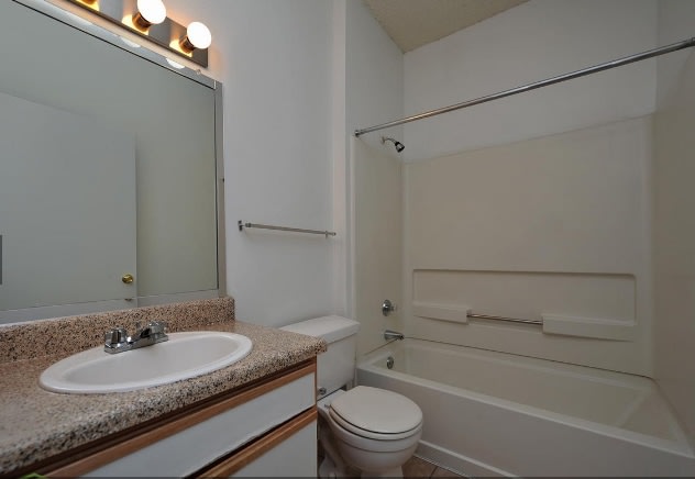 Stonebrook Village Apartments Image 11