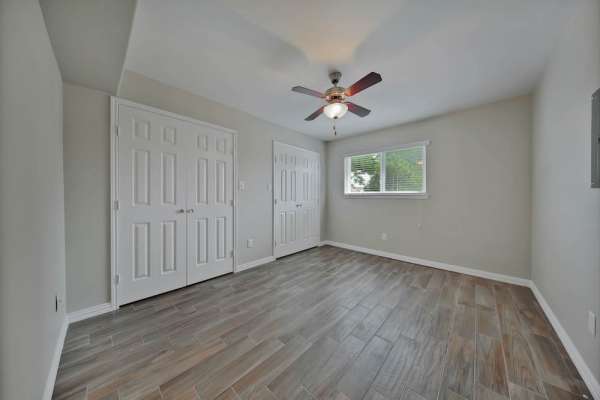 Twin Pines Image 6