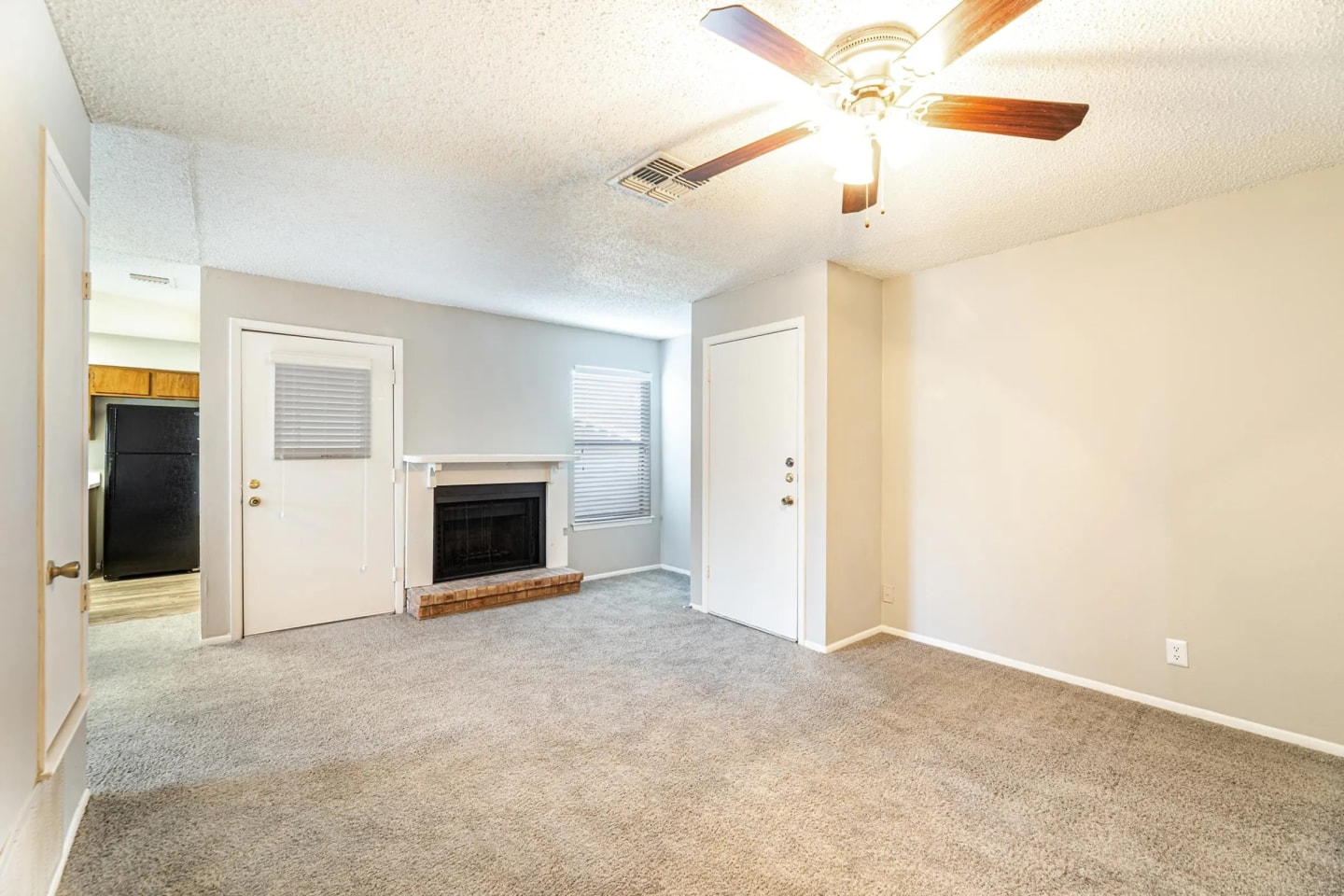The Camaron Townhomes & Flats Image 70